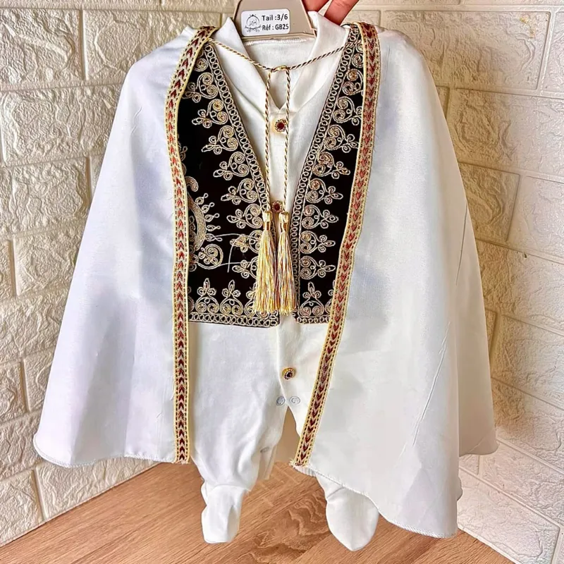 طقم طهارة فاخر للمولود - 5 قطع تقليدية